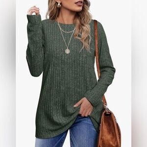 Green Ribbed Long Sleeve Tunic Top Crew Neck Casual Sweater.